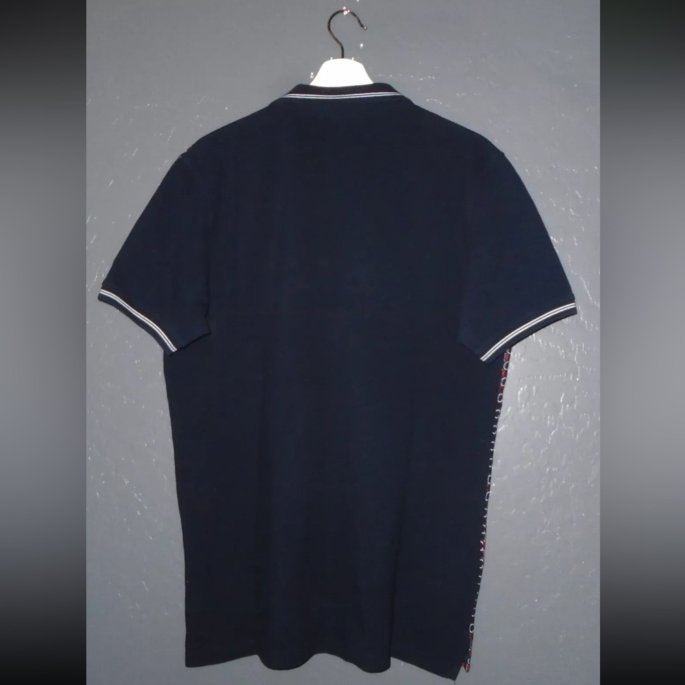NWT’s Carolina Herrera Polo Shirt Men’s Size Medium - Picture 8 of 8